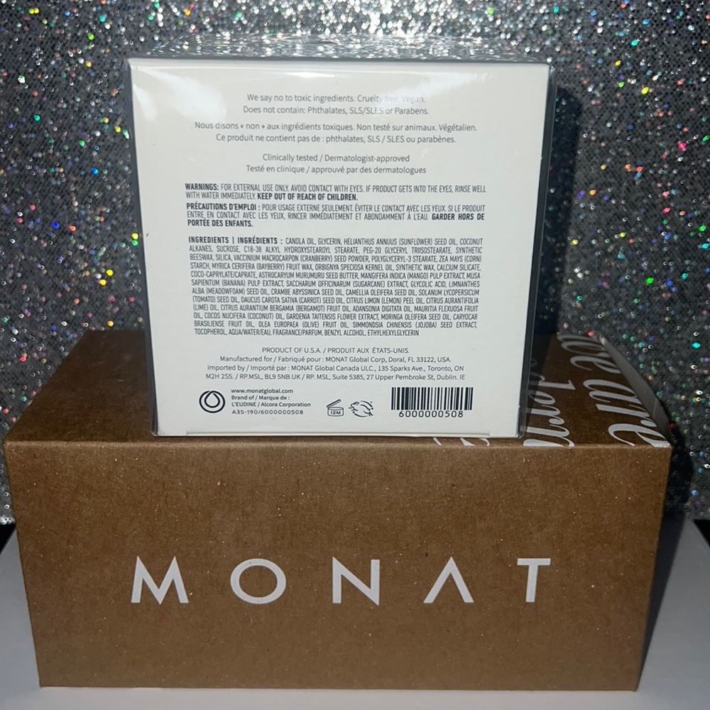 💖🆕💖 Monat Berry Refined Scrub - Picture 7 of 10